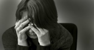 لماذا يؤثر الاكتئاب الشديد على النساء والرجال بشكل مختلف؟