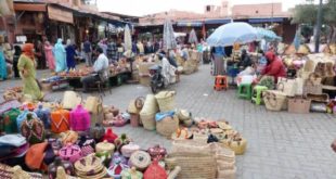 موقع عالمي يصنف سوق “الرحبة القديمة” بمدينة مراكش المغربية ضمن السبعة “الأكثر إثارة” بالعالم