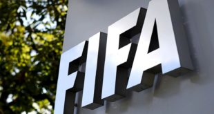 “الفيفا” تمنع الإعانات المالية عن الاتحاد الجزائري لكرة القدم